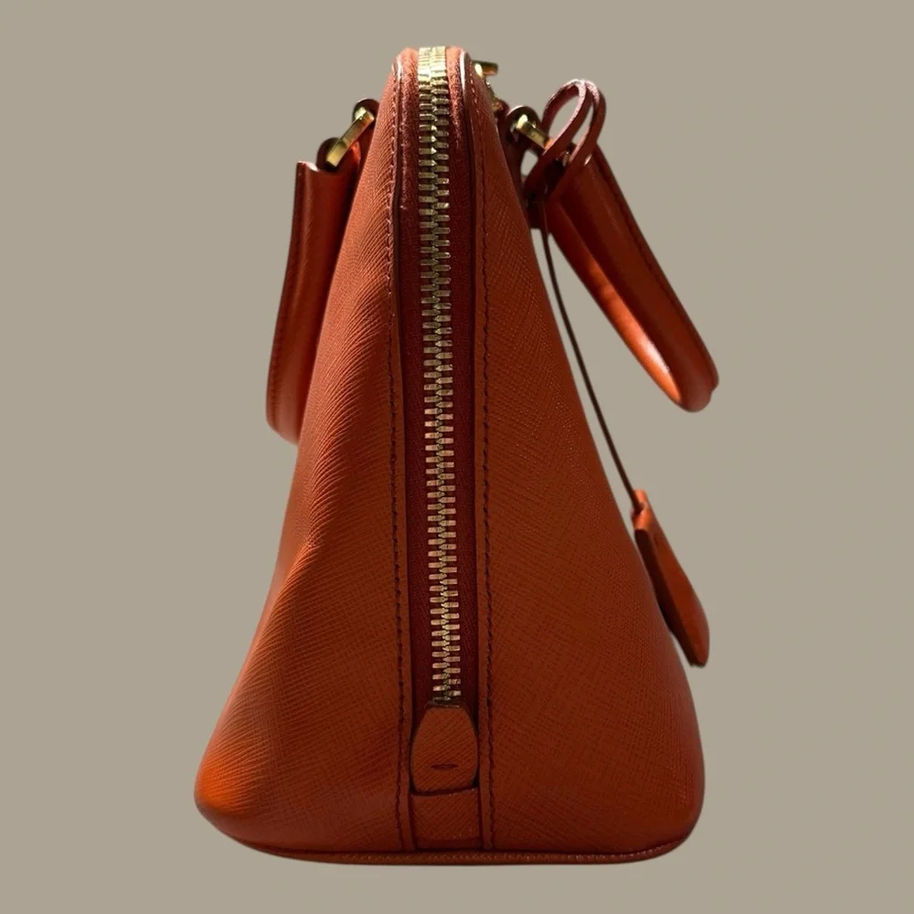 Prada Saffiano Lux Leather Small Promenade Bag With Gold Hardware - Picture 6 of 11